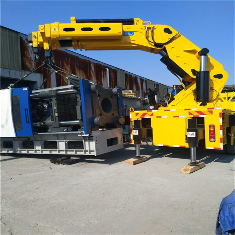 社旗县 大吨位折臂吊出租费用解析：一小时租赁多少钱